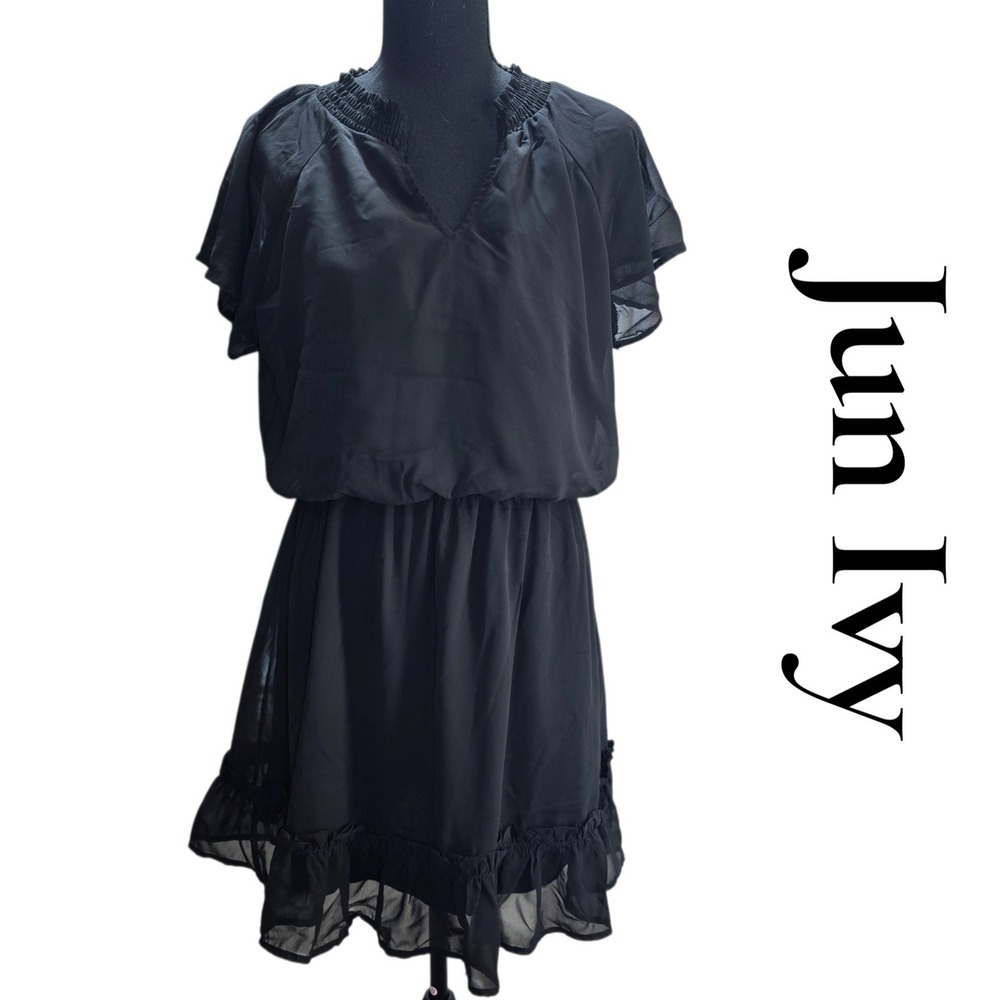 Jun & Ivy Dress Womens L Black Poly Boho Smocked Ruffle Mini Francesca's LBD